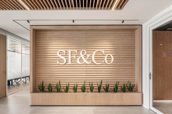 How to Elevate Your Business with Attractive Interior Signage